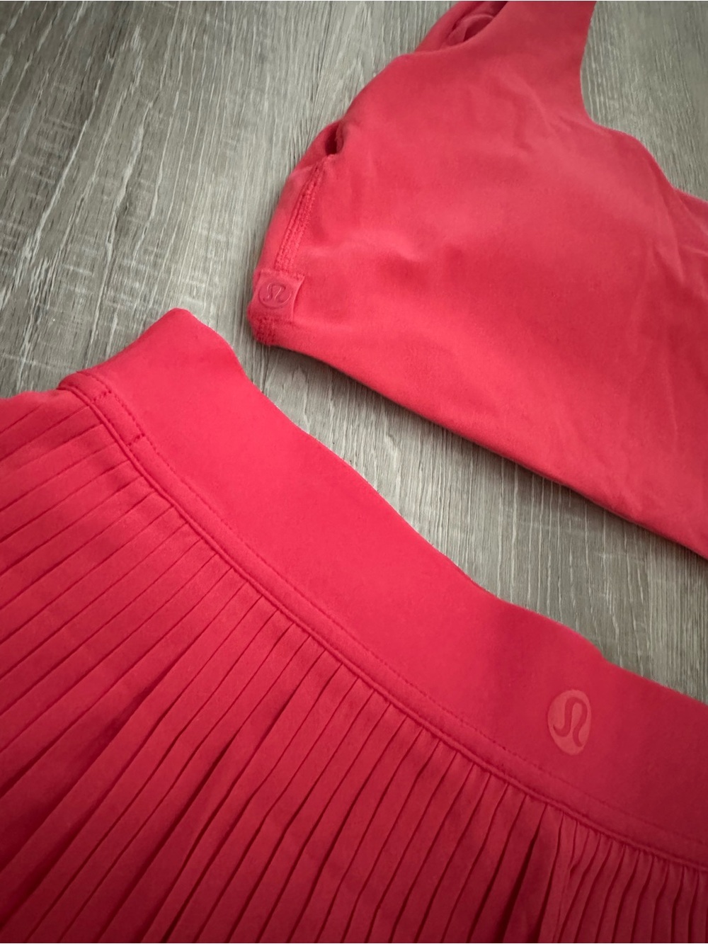 lululemon athletica Pleated Skirt Set in Vibrant Pink - Picture 2 of 4